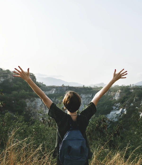 chica libre de adicción a opioides